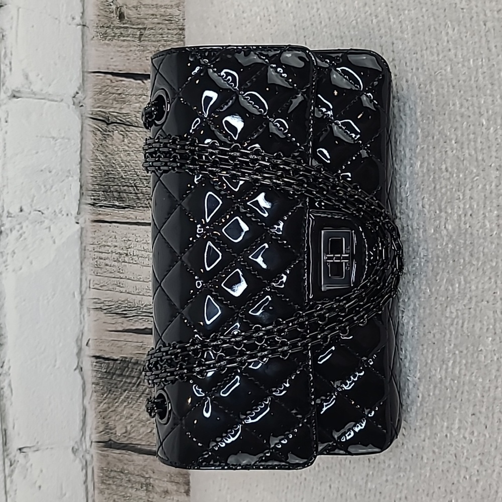 Chanel Quilted Medium 2.55 Reissue Classic "So Black" Double Flap Bag NWT/NIB - Picture 3 of 17